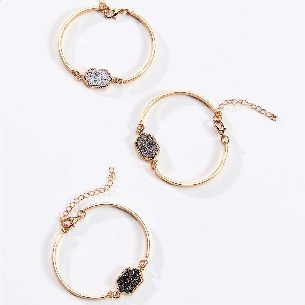 Avenue9 Druzy style bracelet in black